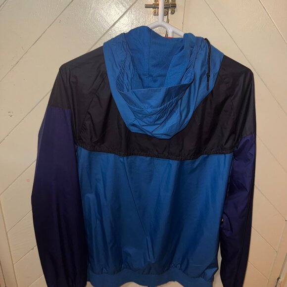 Nike Windbreaker Jacket - Medium - Picture 2 of 3